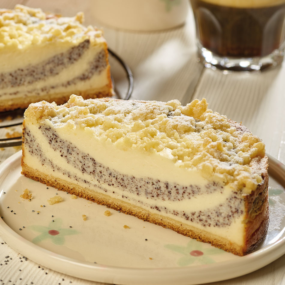 Kuchen mit Quark und Mohnfüllung