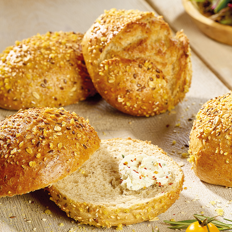 runde Brötchen mit Dekor aus KOMPLET Sechskorn Softy 40